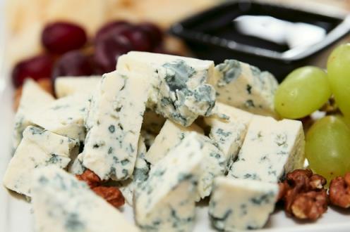 are-stilton-and-other-blue-cheeses-safe-in-pregnancy_54025