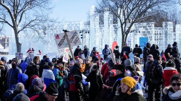 People demo<em></em>nstrate in Quebec against the coro<em></em>navirus disease vaccine mandates. (Photo: Reuters)
