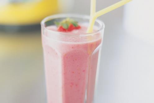 strawberry-and-banana-smoothie_10176