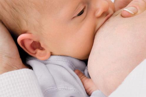 breastfeeding-and-bottlefeeding-qandas-answered-by-our-health-visitor_29606
