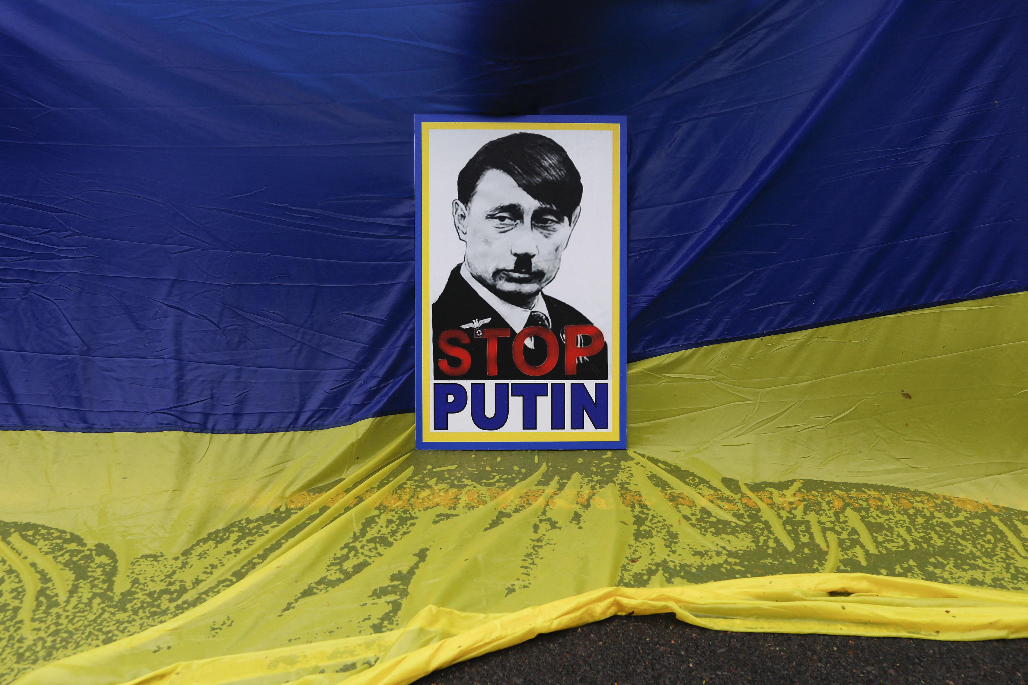 欧盟同意冻结普京和拉夫罗夫在乌克兰的资产