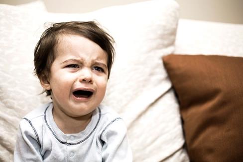 toddler crying at bedtime