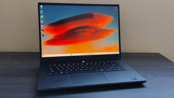 戴尔(Dell)最新款游戏笔记本电脑是一款我不介意带着去上班的超便携电脑